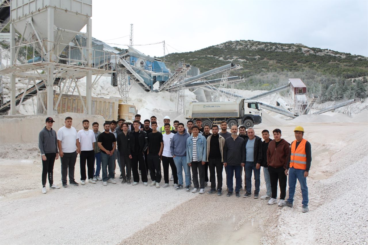 Gölhisar MYO Öğrencileri Taş Ocağımızı Ziyaret Etti